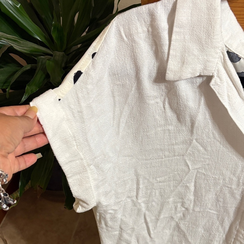 Umgee White Button Down Shirt with Black Polka Dots - Picture 4 of 9